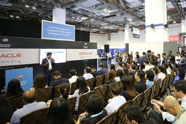 新加坡人工智能与大数据展览会Big Data & AI World1副本.jpg